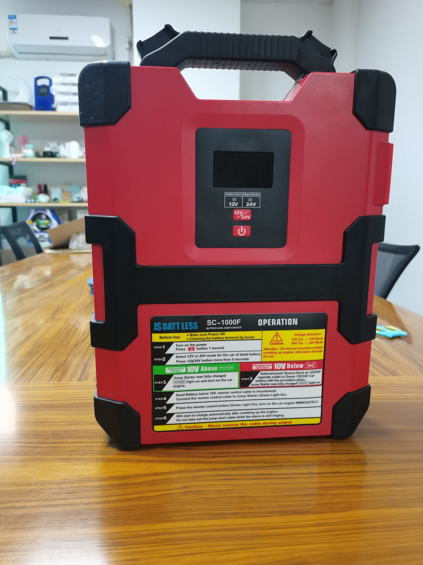 JS BATT LESS Battery jump starters Everyone should put this little powerful auto accessory in your car.