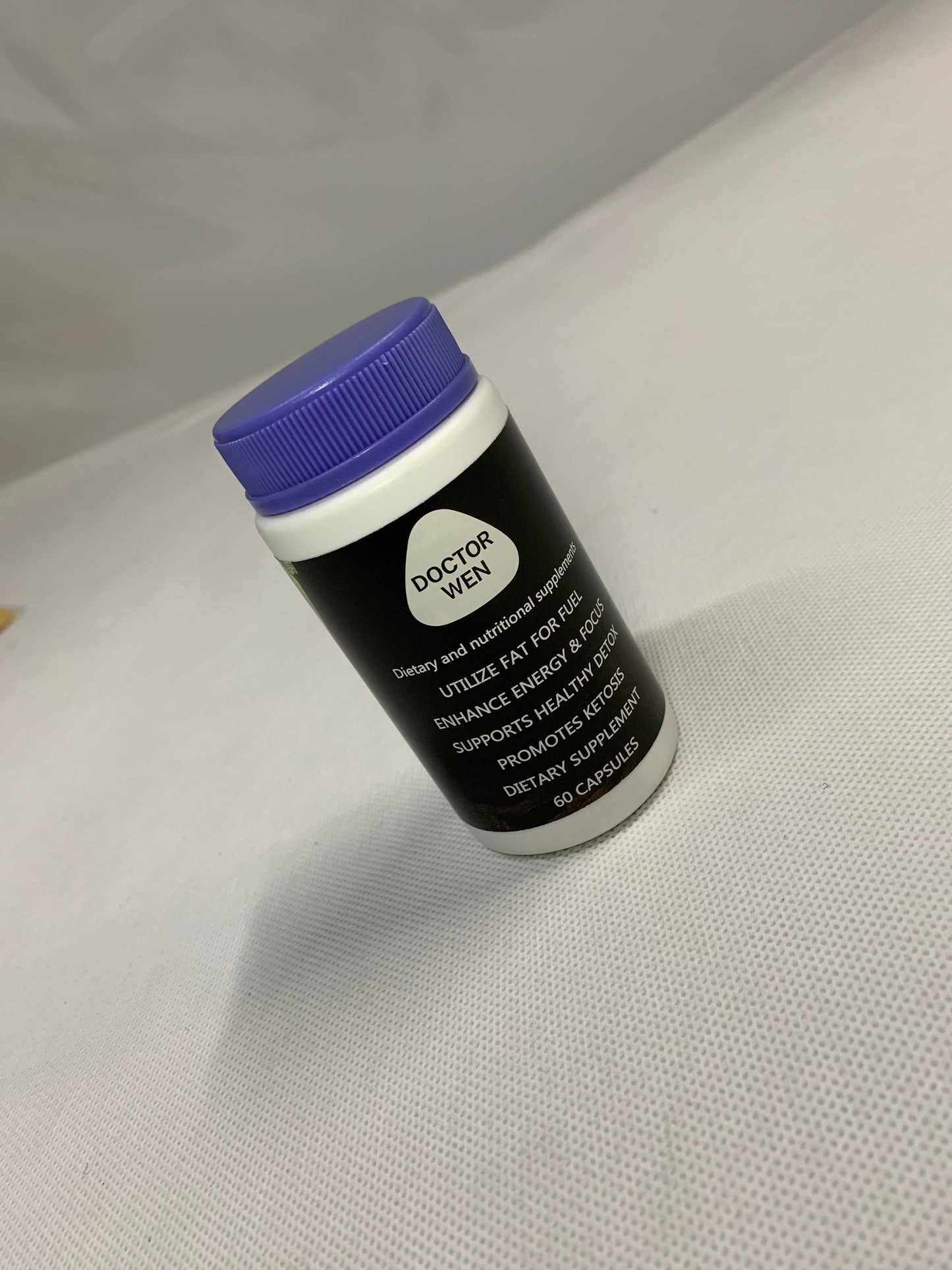 DOCTOR WEN Dietary and nutritional supplements And it is encapsulated in advanced packaging to ensure effectiveness and viability