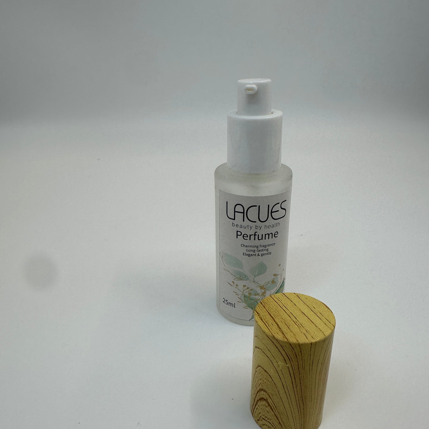 LACUES perfumes Components create unique and charming scents