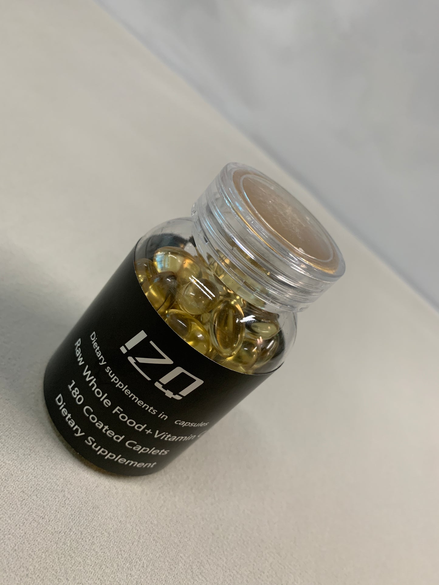 IZQ Dietary supplements in the form of capsules, gels, liquid, powder Body Health Supplement to Support the Heart, Immune System, Inflammation Response & Healthy Aging