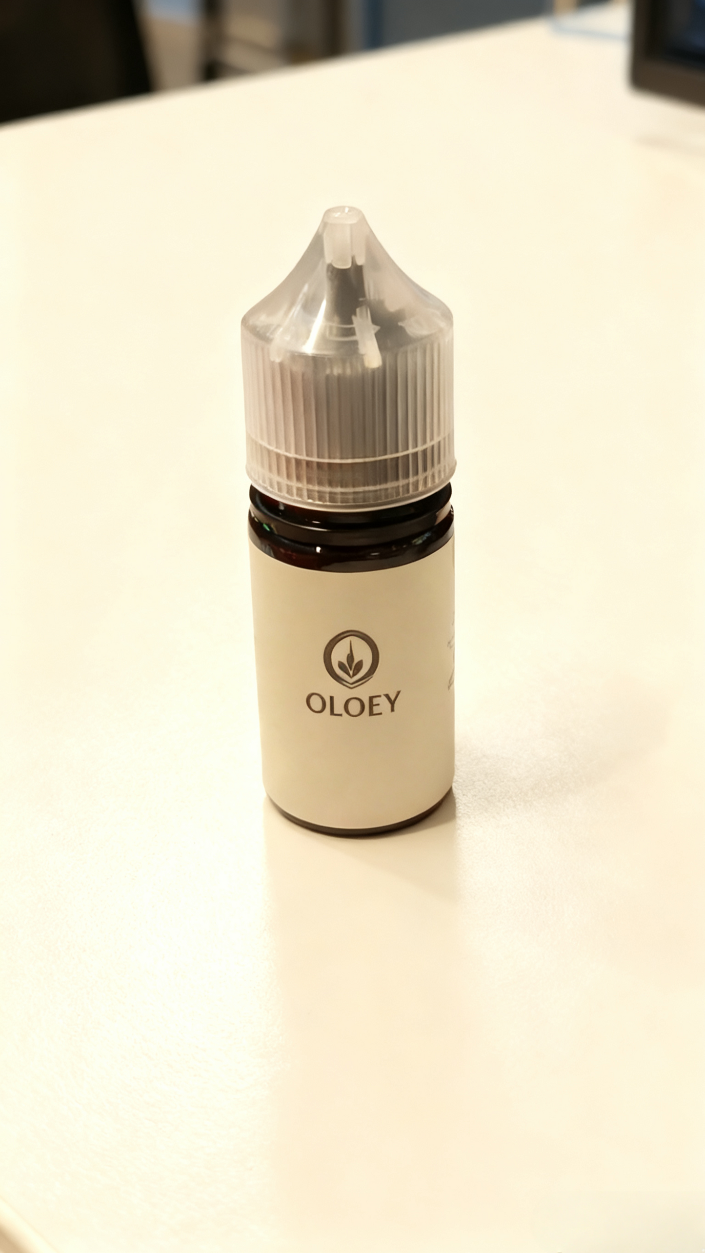 OLOEY-Electronic cigarette liquid (e-liquid) comprised of propylene glycol
