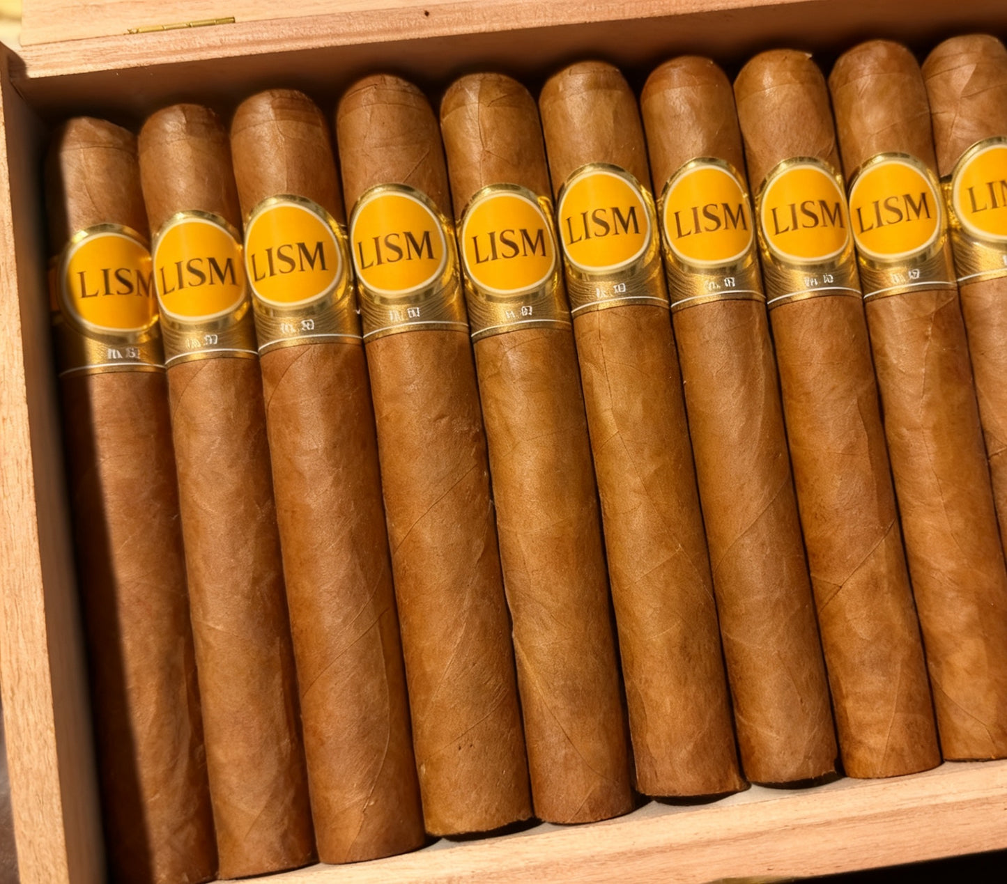 LISM Cigars This is a perfect personal cigar for both beginners and professional cigar enthusiasts