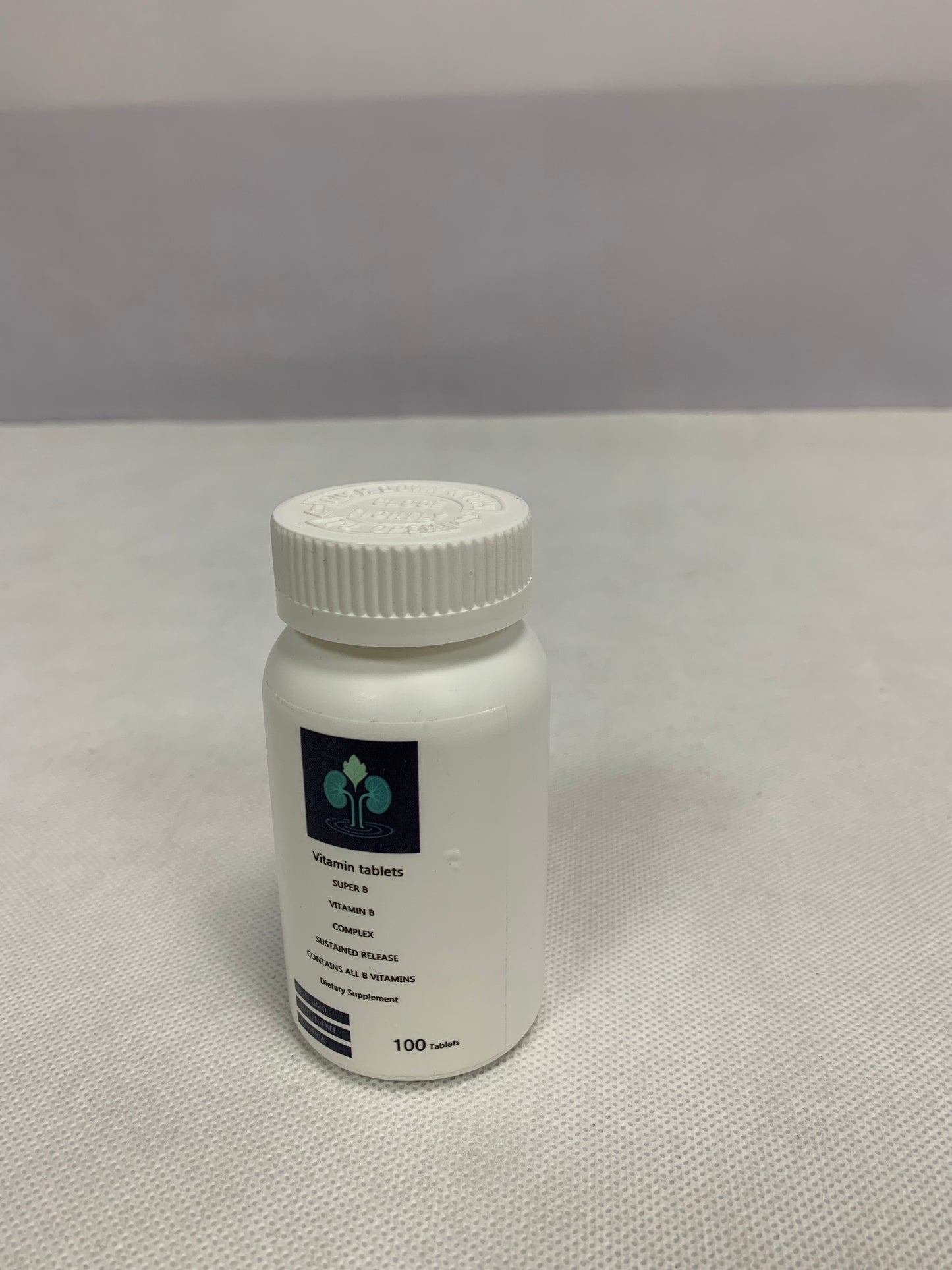Vitamin tablets Support muscle function, brain health, skin health and overall health