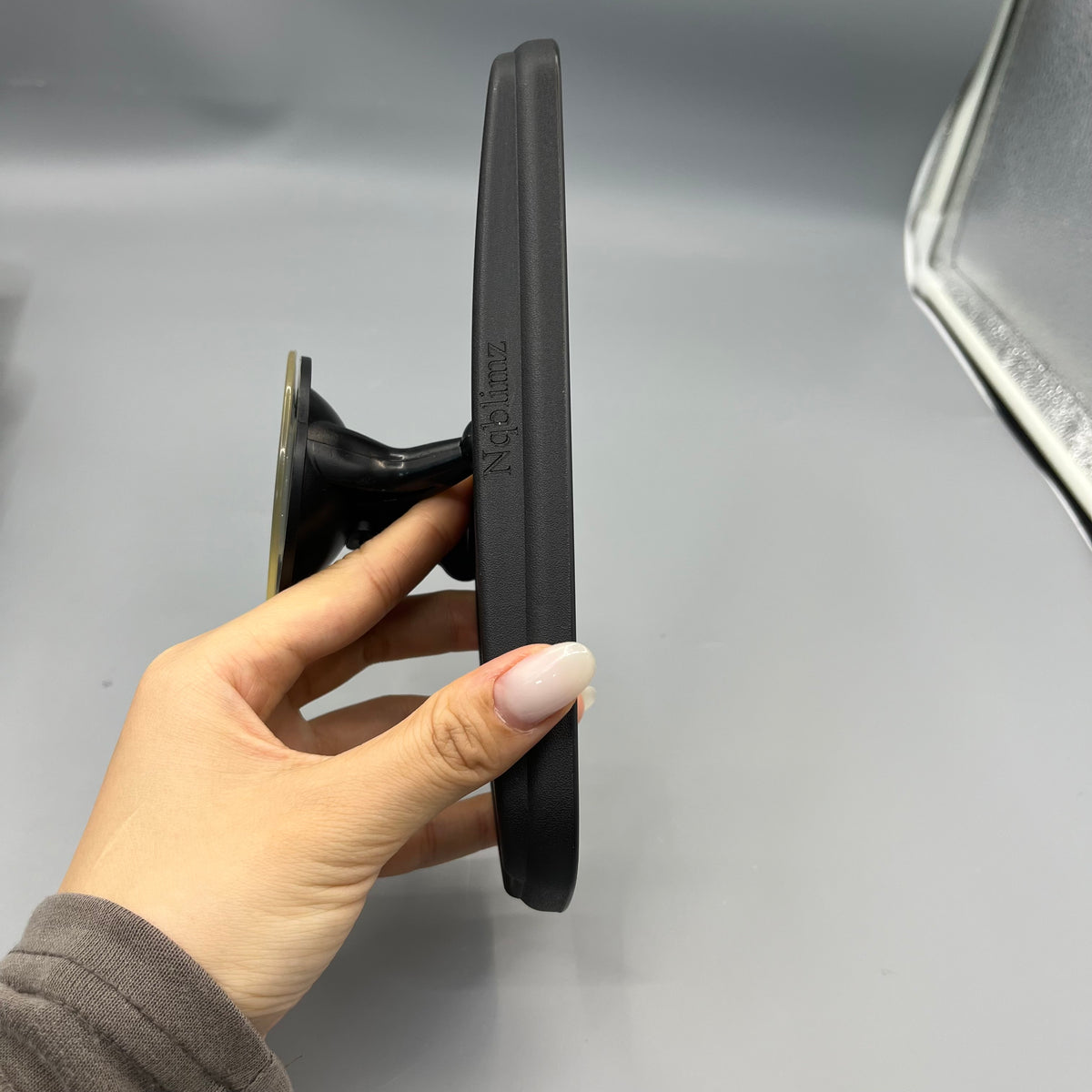 Nqblimz  Vehicle parts, namely, rearview mirrors Wide Angle Interior Rear View Mirror, Universal Vehicle Anti Glare Rearview Mirror