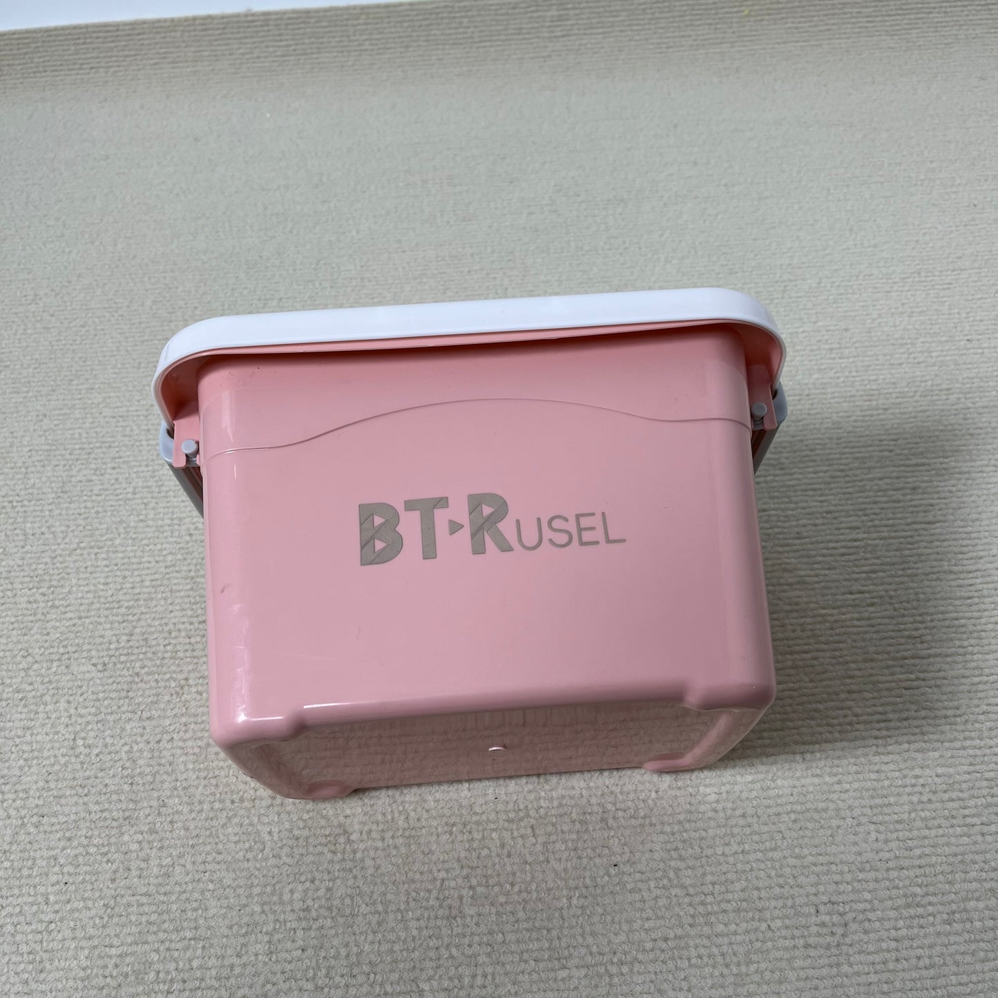 BT.RUSEL Non-metal chests Plastic Storage Box with Lid and Latches -Durable Nestable Stackable Containers