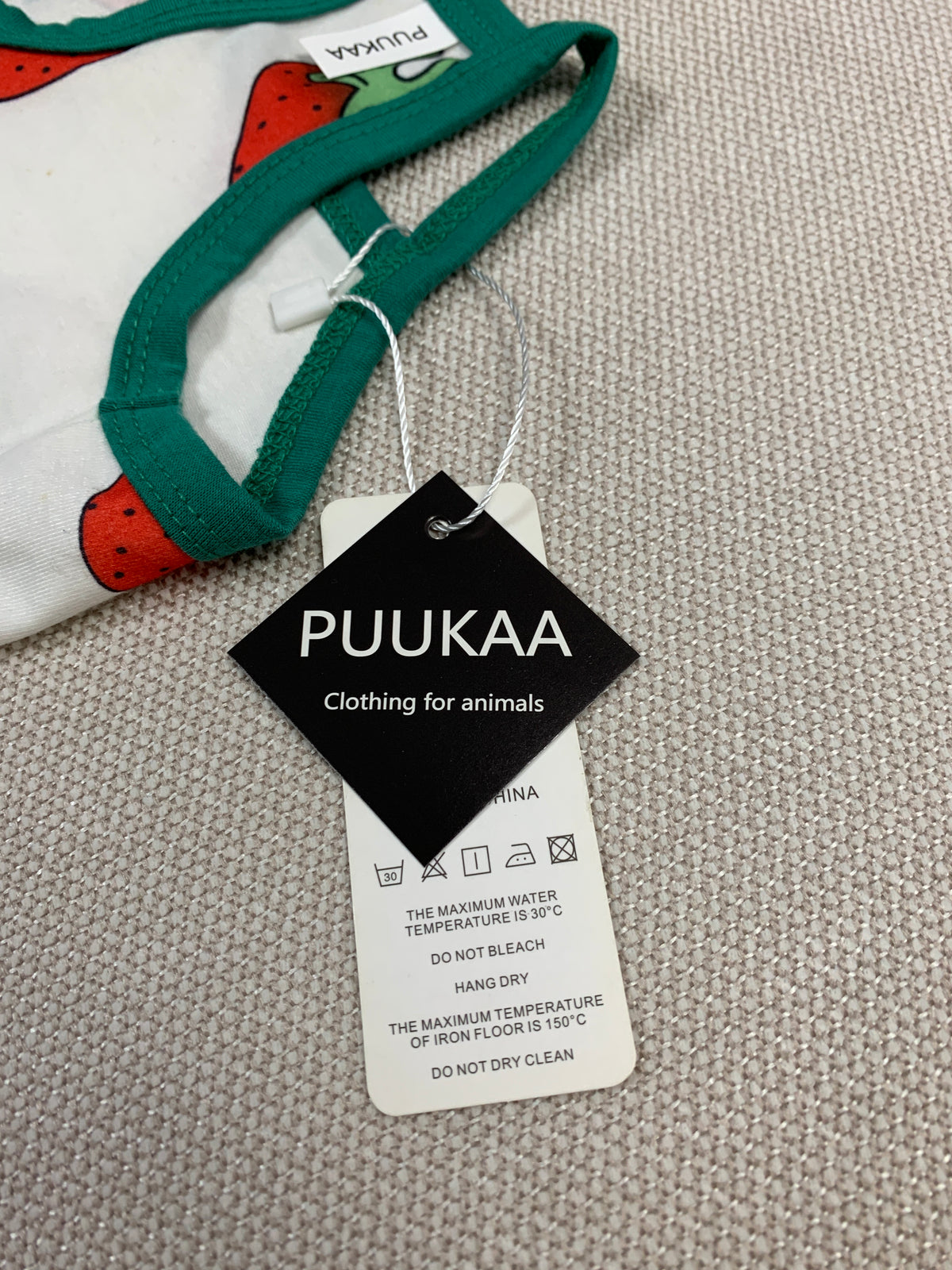 PUUKAA   Clothing for animals, Cute Strawberry Printed Vest for Small Dogs Cats