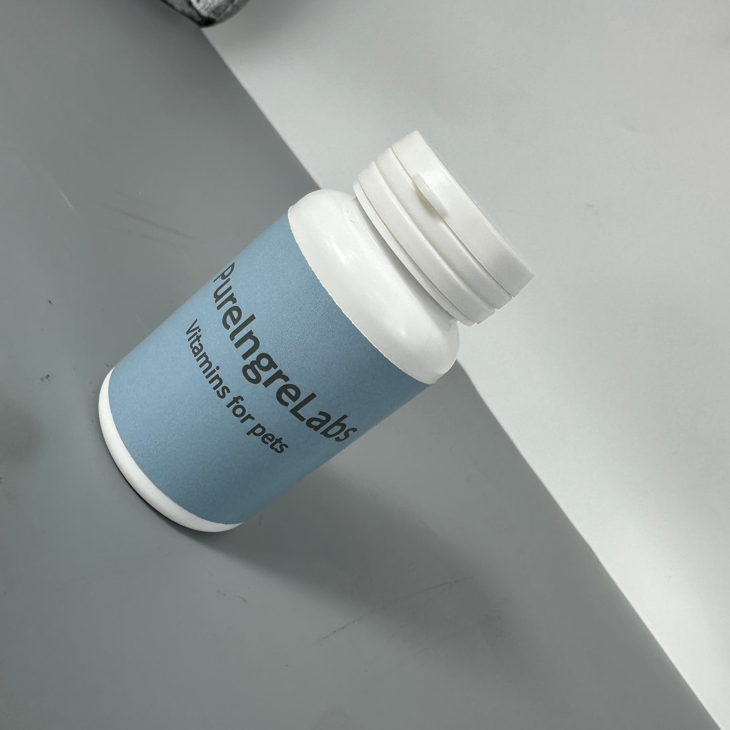 PurelngreLabs Vitamins for pets It is used for skin and coat, hip joints and joints, digestion, and vitamins for senior dogs and puppies