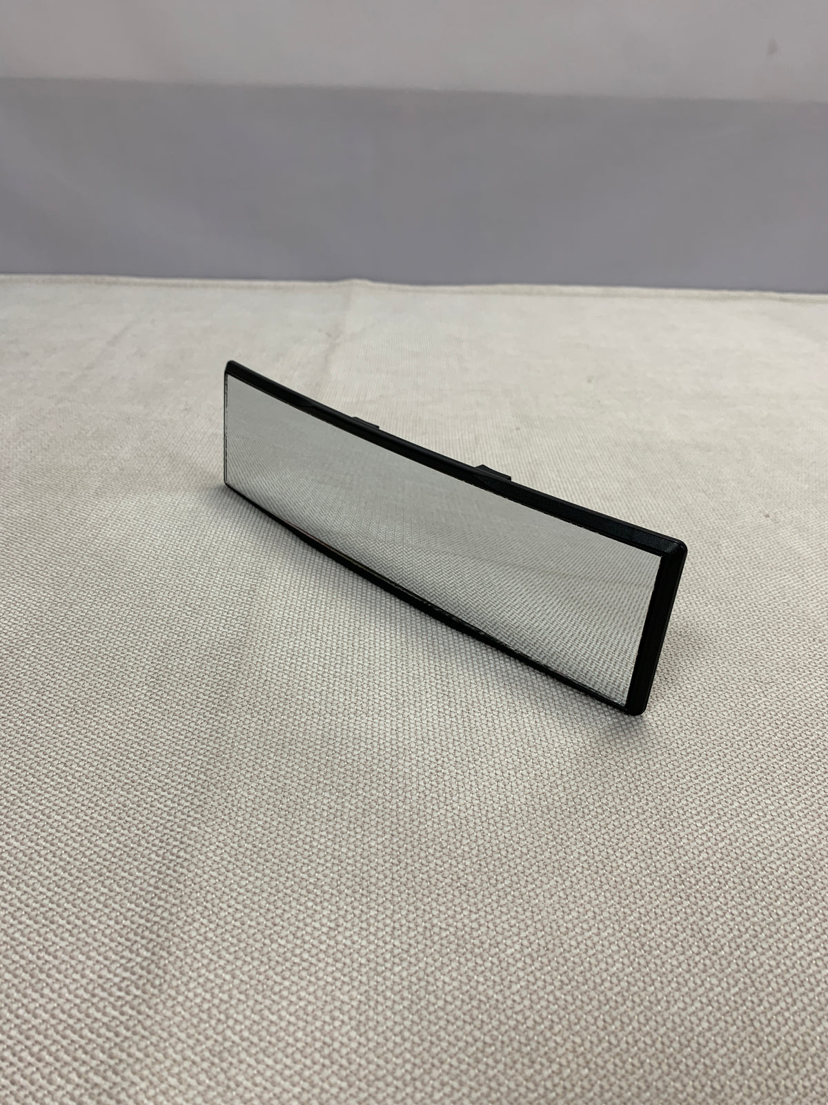 Gfswlij  Vehicle parts, namely, rearview mirrors  Clip-on Panoramic Rear View Mirror, Anti Glare Convex Rearview Mirror for Vehicle