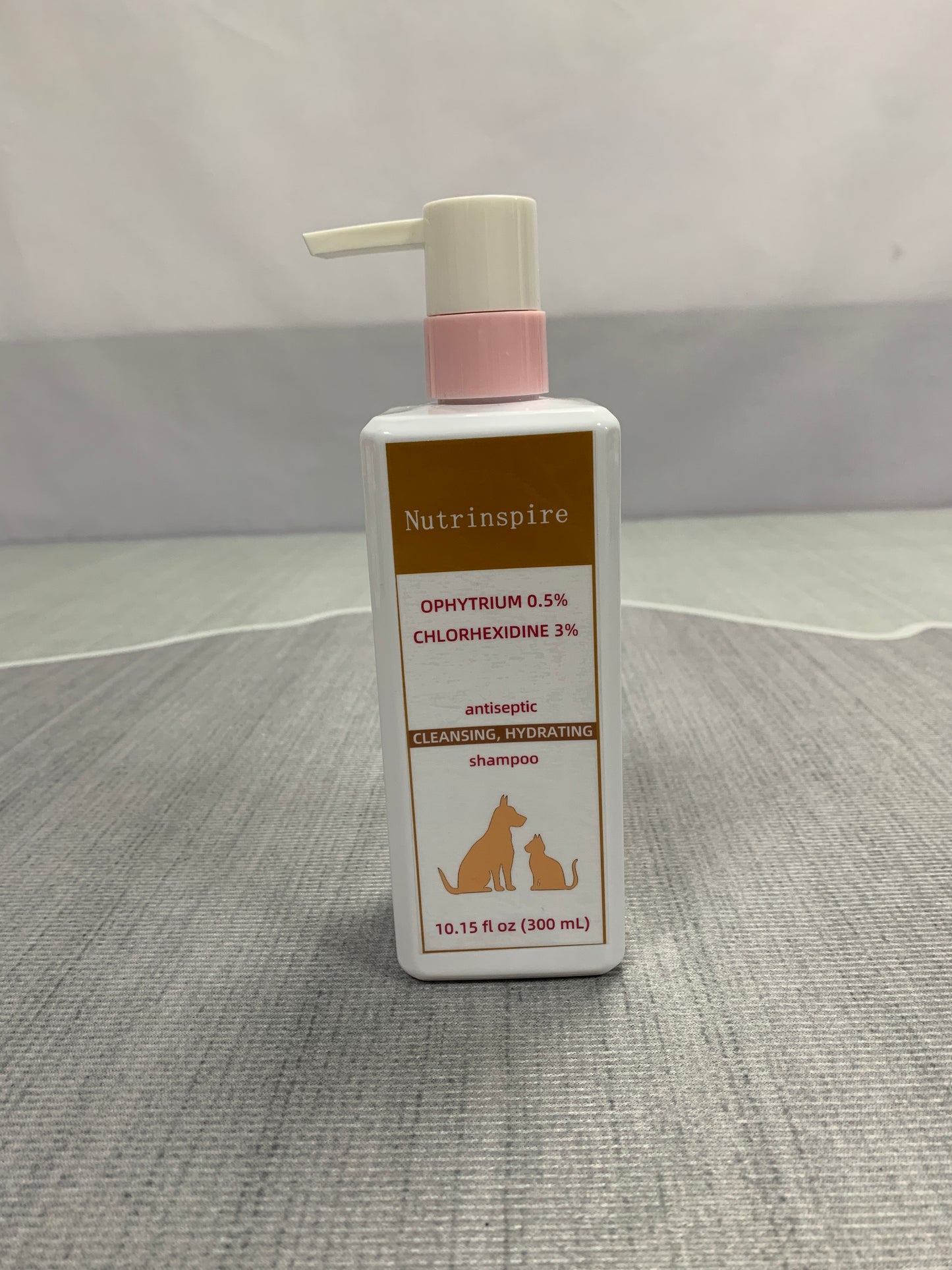 Nutrinspire insecticidal animal shampoos  The ultra-concentrated body wash can relieve dryness, itching and hot spots.