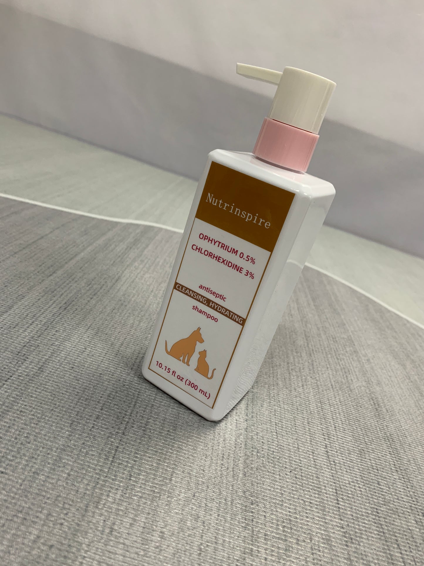 Nutrinspire insecticidal animal shampoos  The ultra-concentrated body wash can relieve dryness, itching and hot spots.