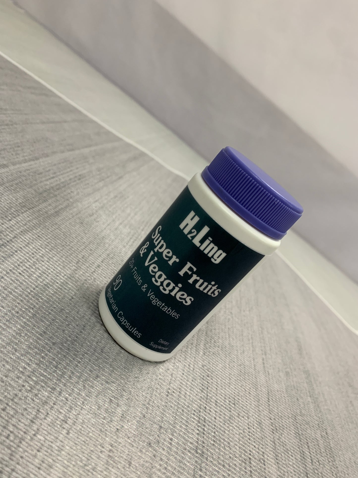 H2Ling Liquid nutritional supplem ent It can enhance intestinal health, relieve bloating, support a healthy metabolism, fuel performance and fitness recovery.