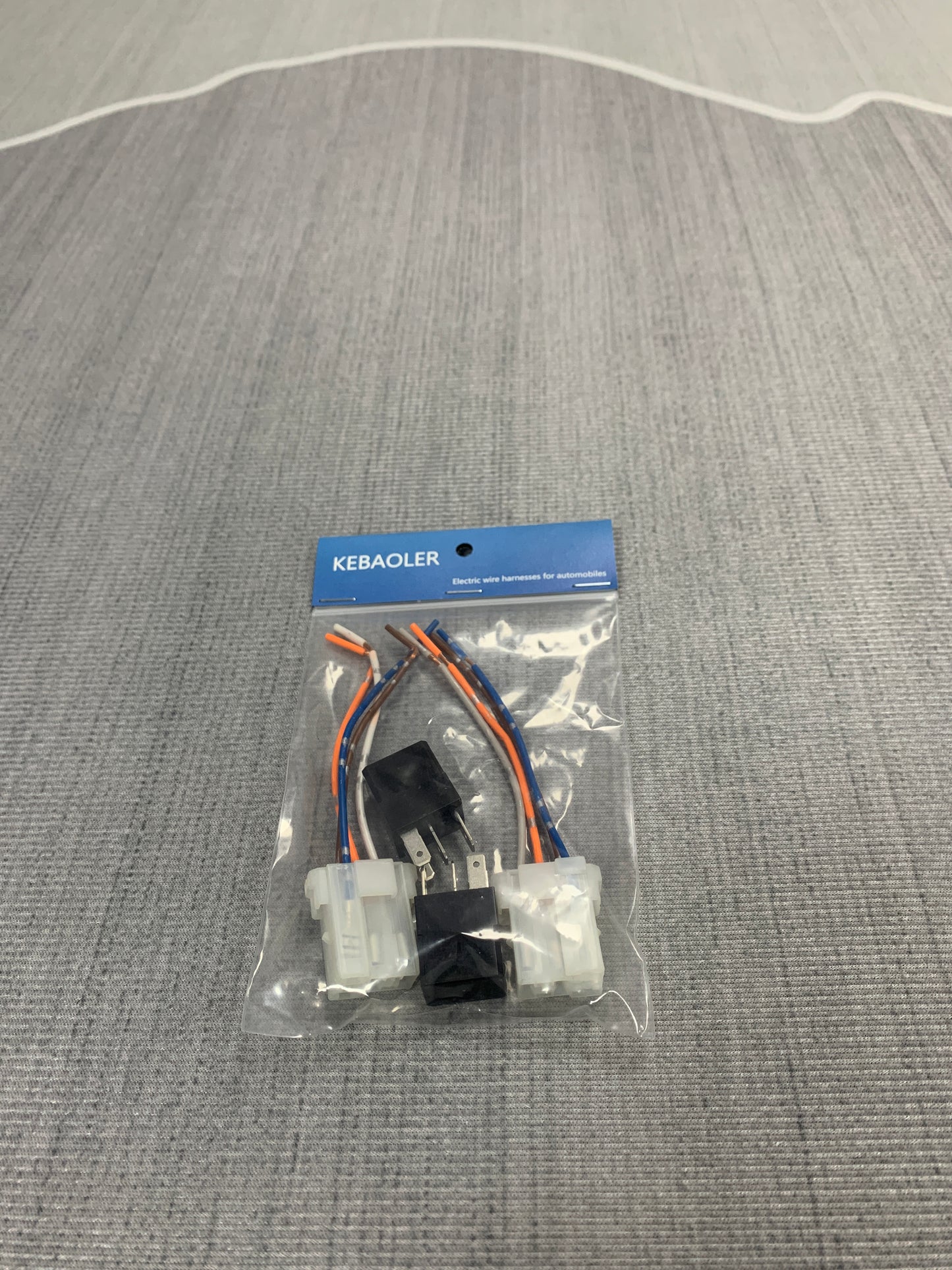KEBAOLER Electric wire harnesses for automobiles suitable for flexible wires of LED lighting strips, for use in car gardens, car bells and speakers