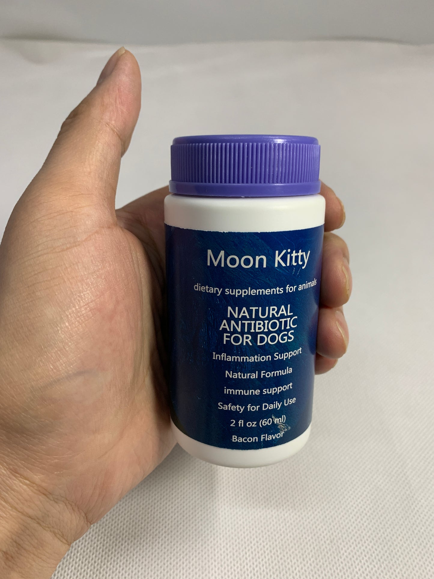Moon Kitty dietary supplements for animals The nutritious protein contained in training snacks naturally attracts instincts, making it an excellent choice for training and rewards