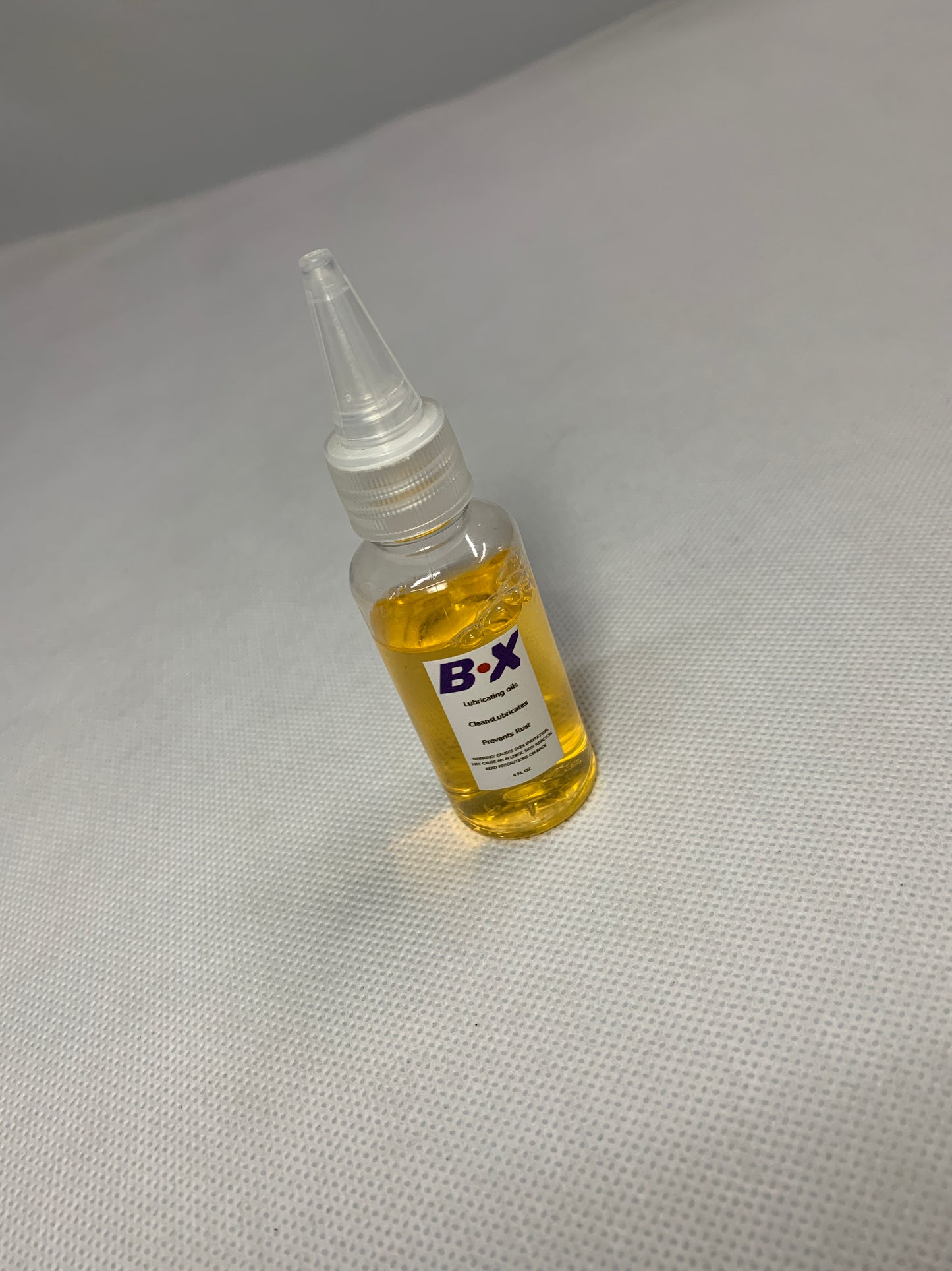 B·X Lubricating oils This multi-functional oil drip has always been a reliable tool for both professional merchants and those who do it themselves