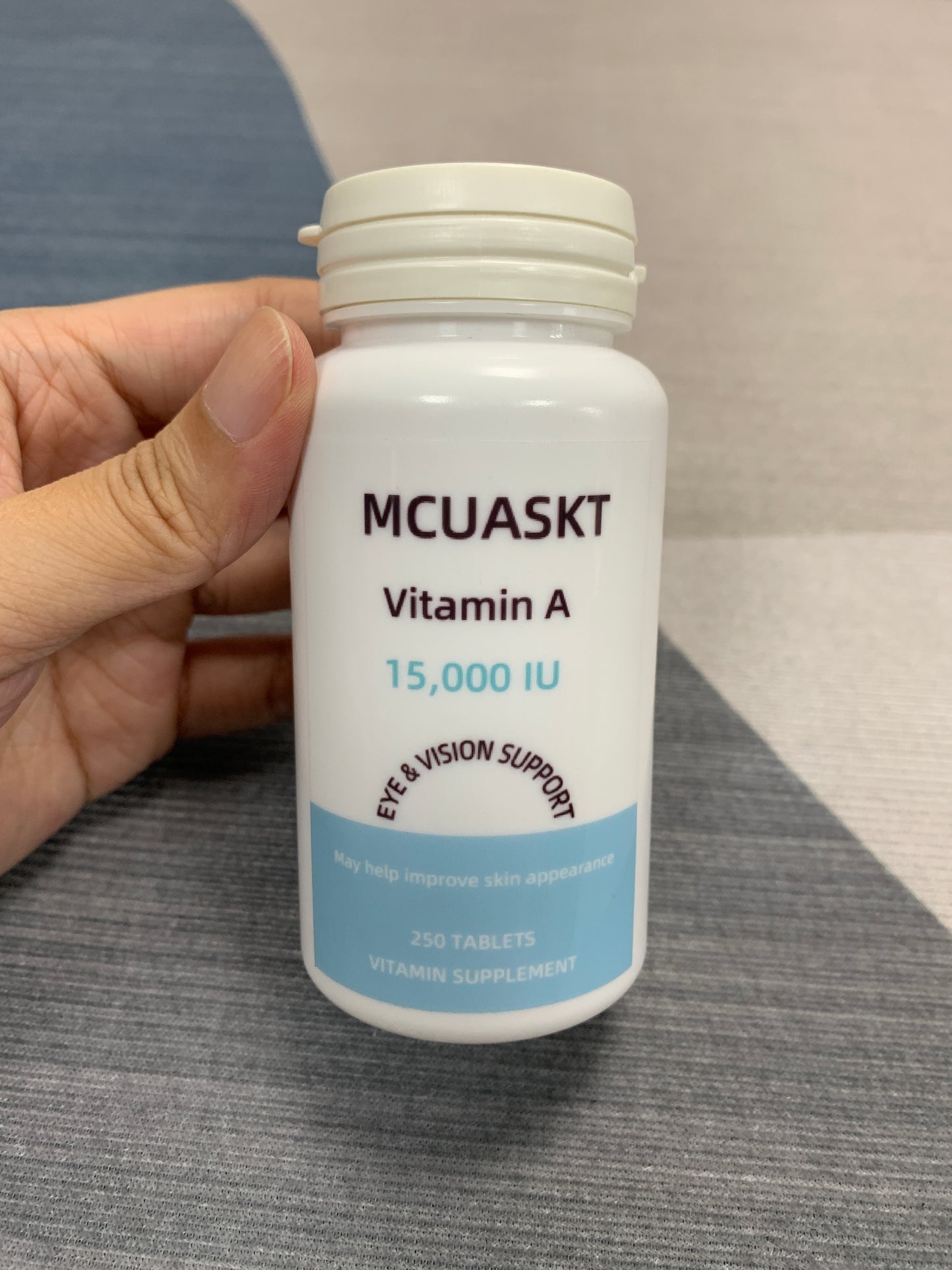 MCUASKT Vitamins Support healthy growth and development, immune health, energy and concentration, healthy vision, as well as healthy skin and hair.