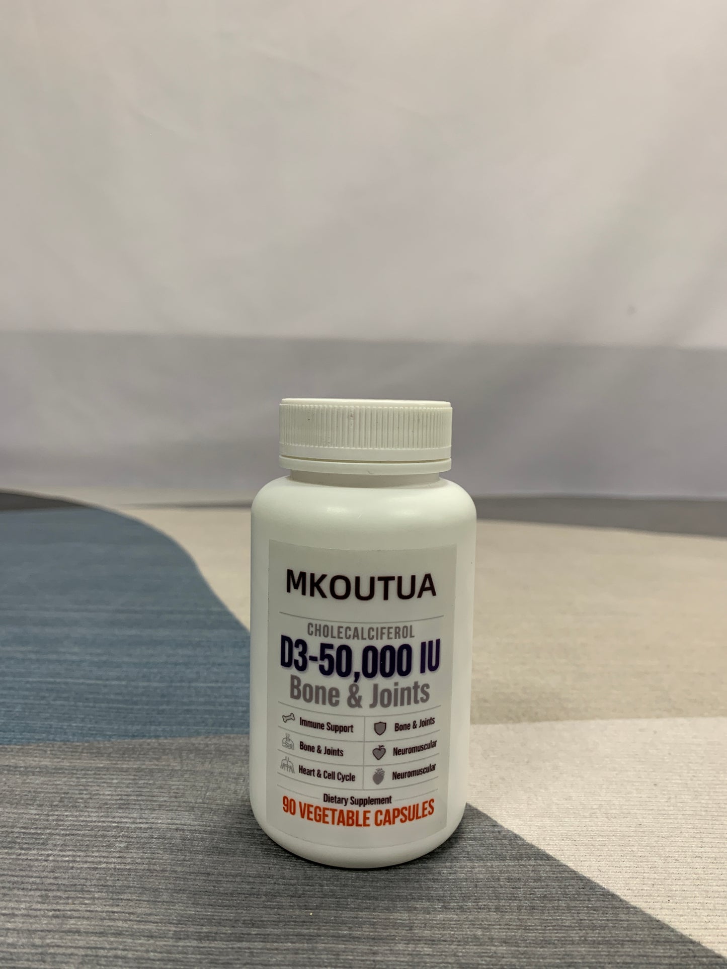 MKOUTUA Dietary and nutritional supplements Unleash every cell in your body with nutrient-rich organic vitamins and minerals, providing your body with more energy than ever before.