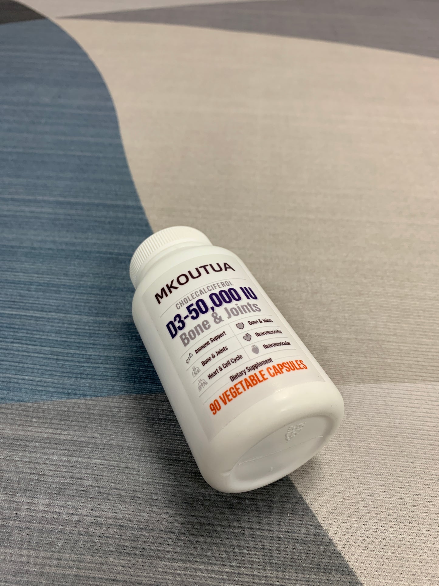 MKOUTUA Dietary and nutritional supplements Unleash every cell in your body with nutrient-rich organic vitamins and minerals, providing your body with more energy than ever before.