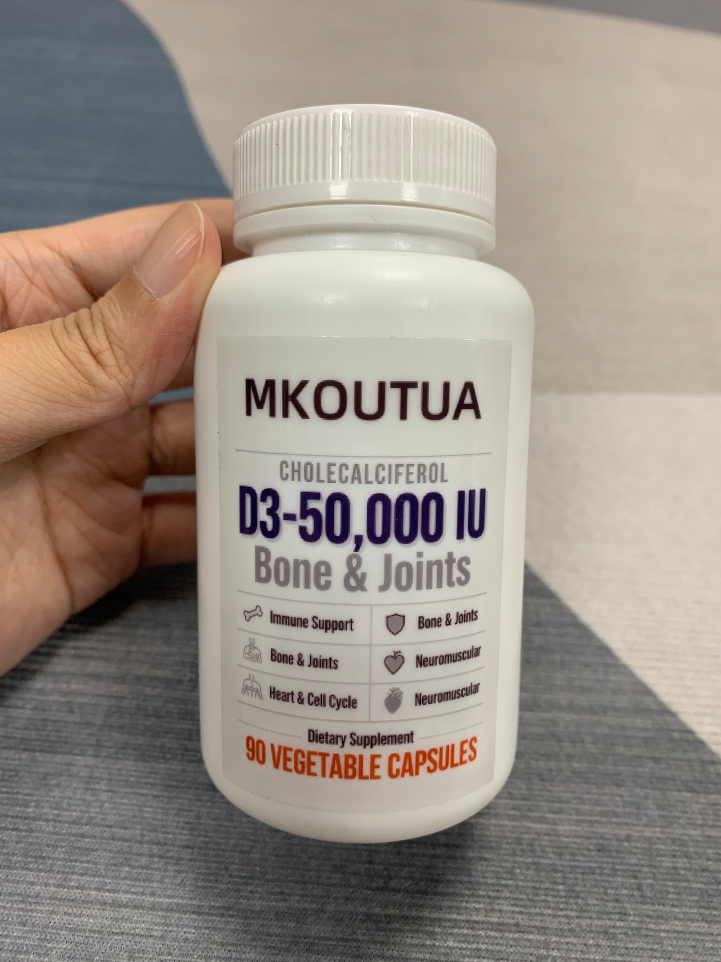 MKOUTUA Dietary and nutritional supplements Unleash every cell in your body with nutrient-rich organic vitamins and minerals, providing your body with more energy than ever before.