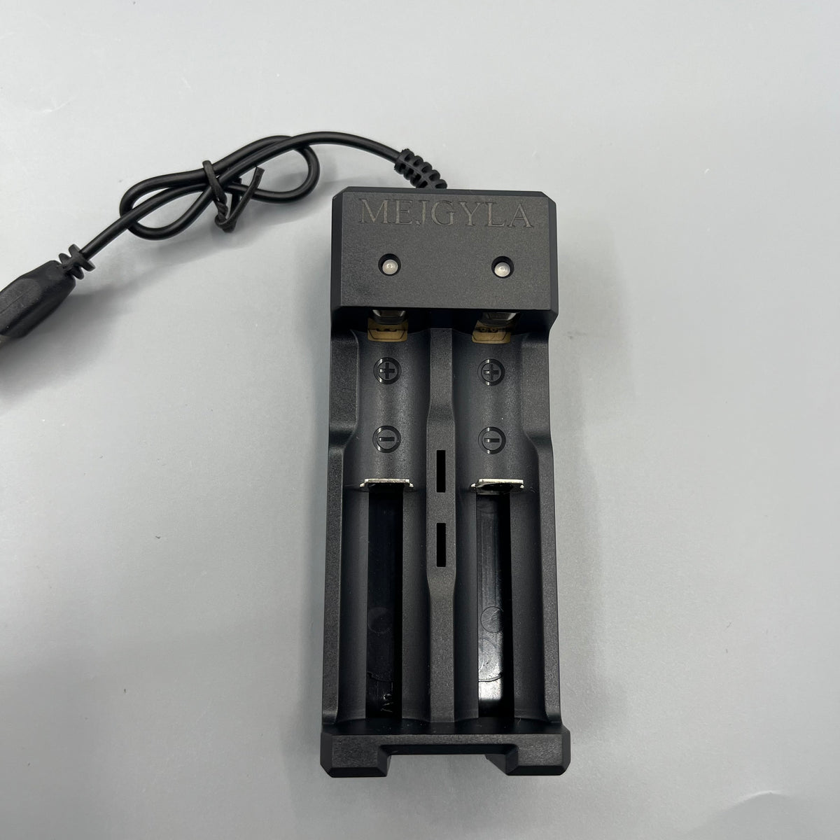 MEJGYLA  Chargers for batteries   , Portable USB Charger for Rechargeable Batteries
