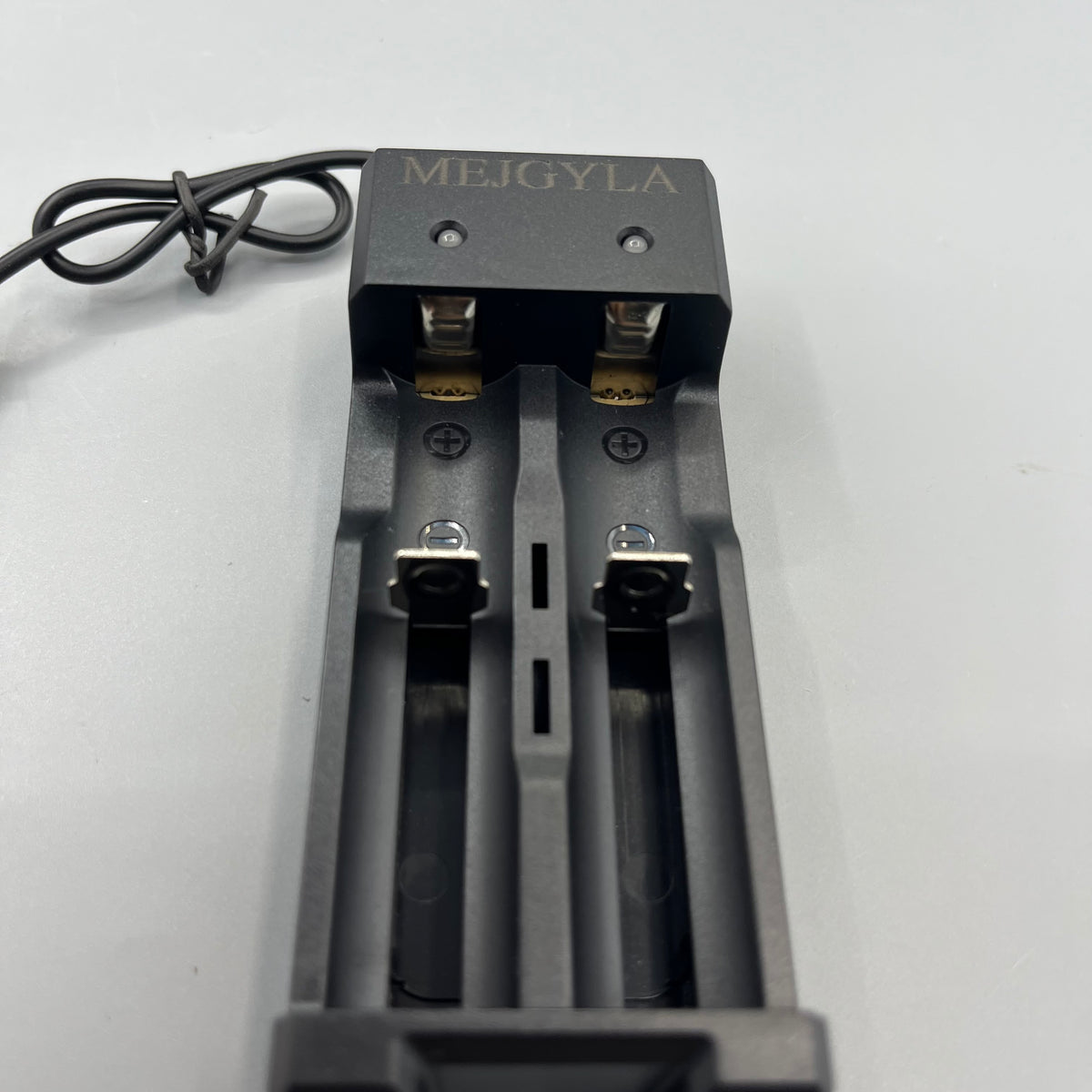 MEJGYLA  Chargers for batteries   , Portable USB Charger for Rechargeable Batteries