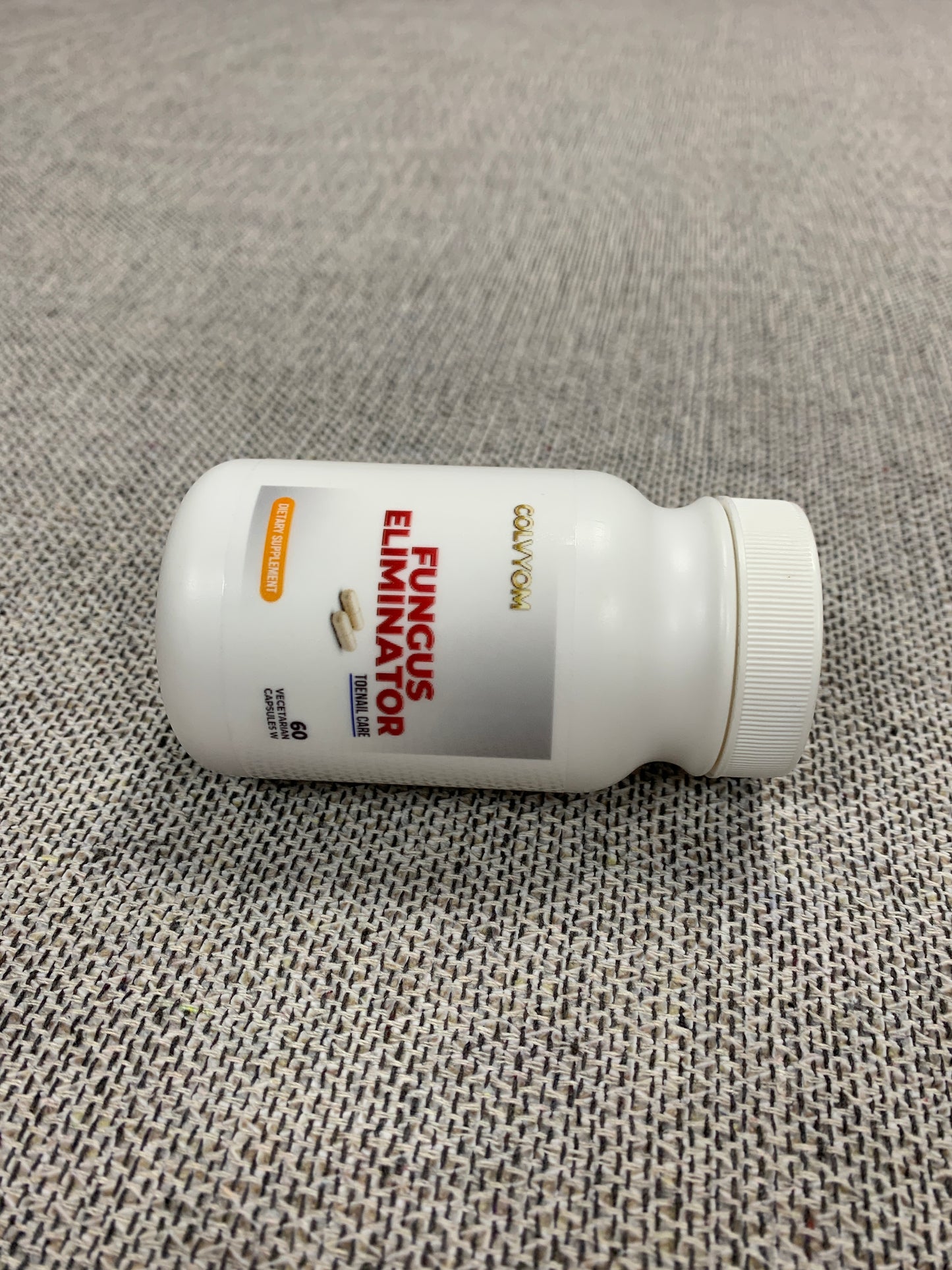 COLVYOM Antifungal preparations It helps repair damaged, cracked or discolored nails, making them look healthy without feeling uncomfortable.