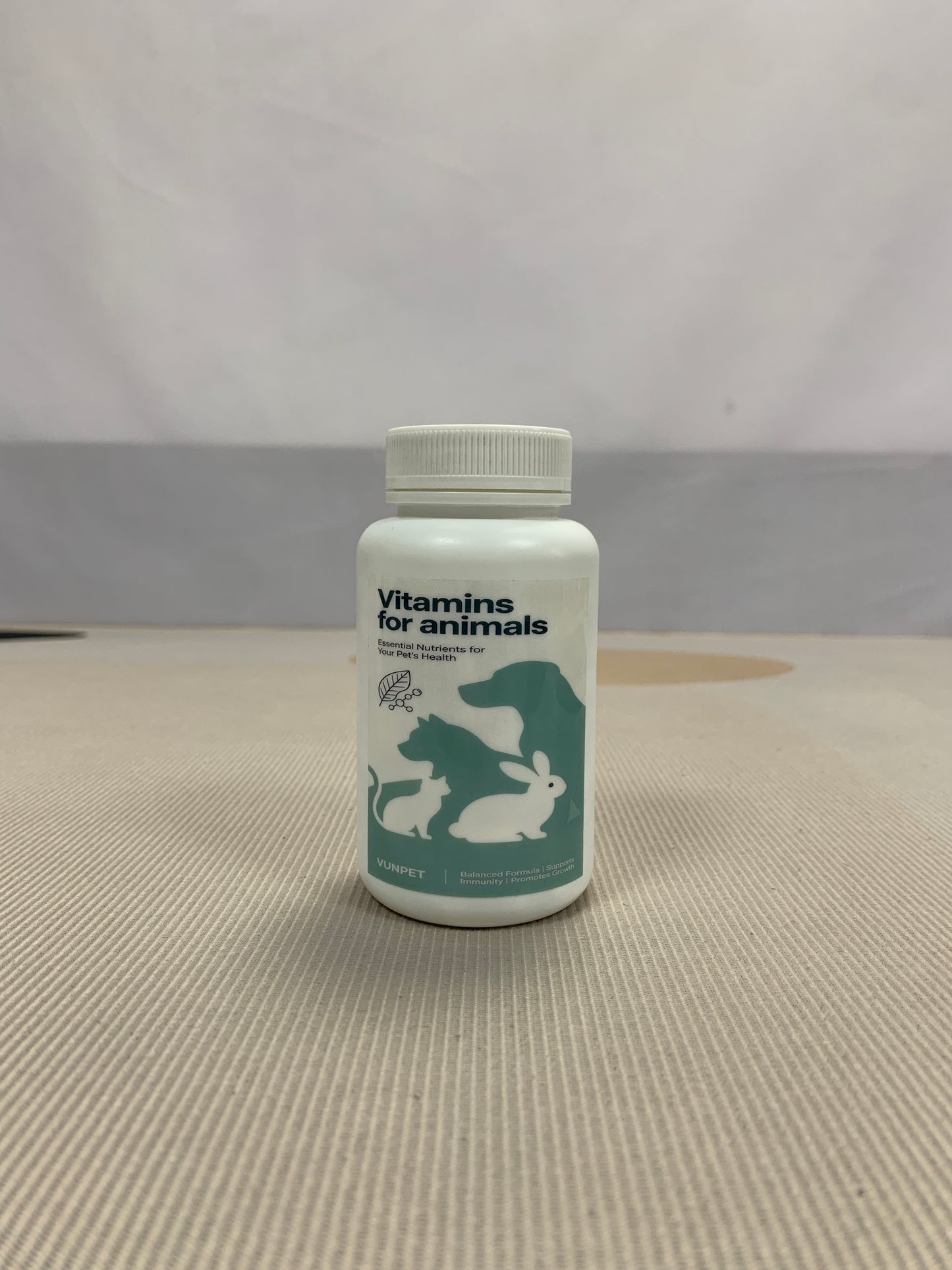 VUNPET Vitamins for animals  Pet Multivitamins Tablets Daily Nutritional Vitamins Health Care Vitamins for Dogs Cats