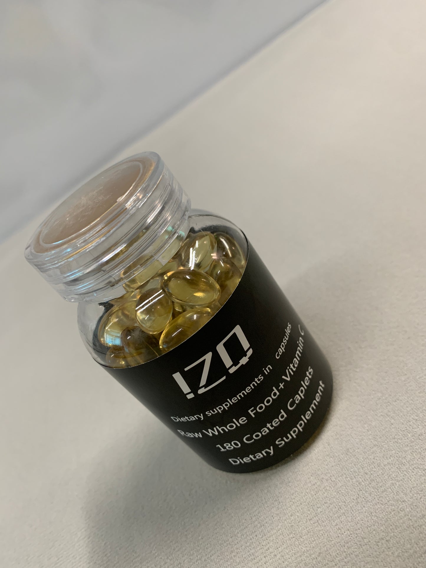 IZQ Dietary supplements in the form of capsules, gels, liquid, powder Body Health Supplement to Support the Heart, Immune System, Inflammation Response & Healthy Aging