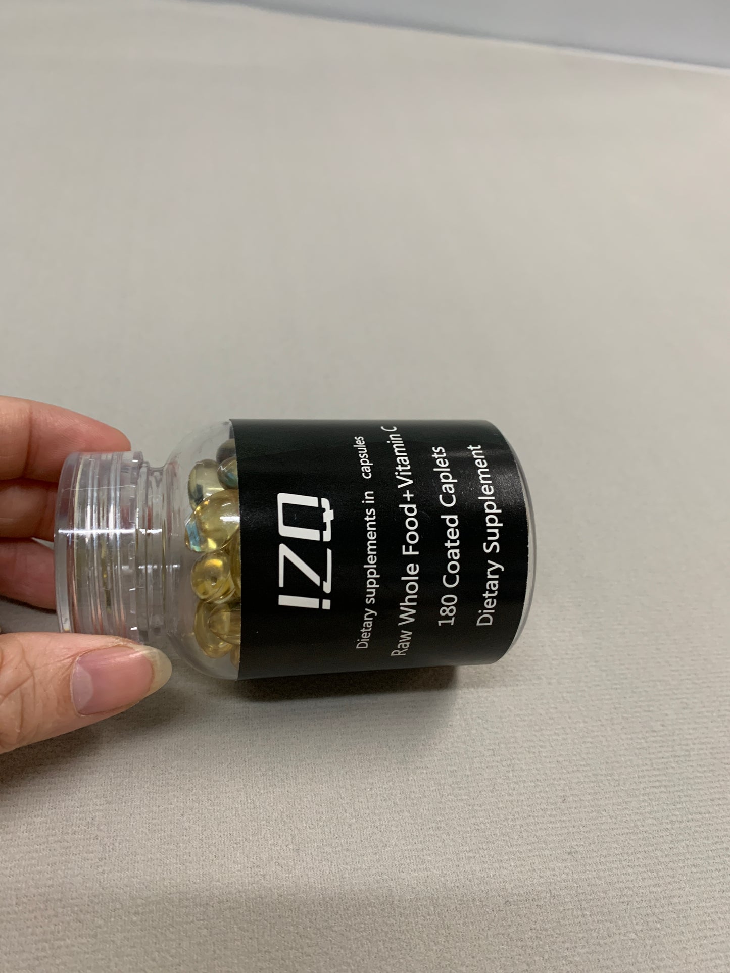 IZQ Dietary supplements in the form of capsules, gels, liquid, powder Body Health Supplement to Support the Heart, Immune System, Inflammation Response & Healthy Aging
