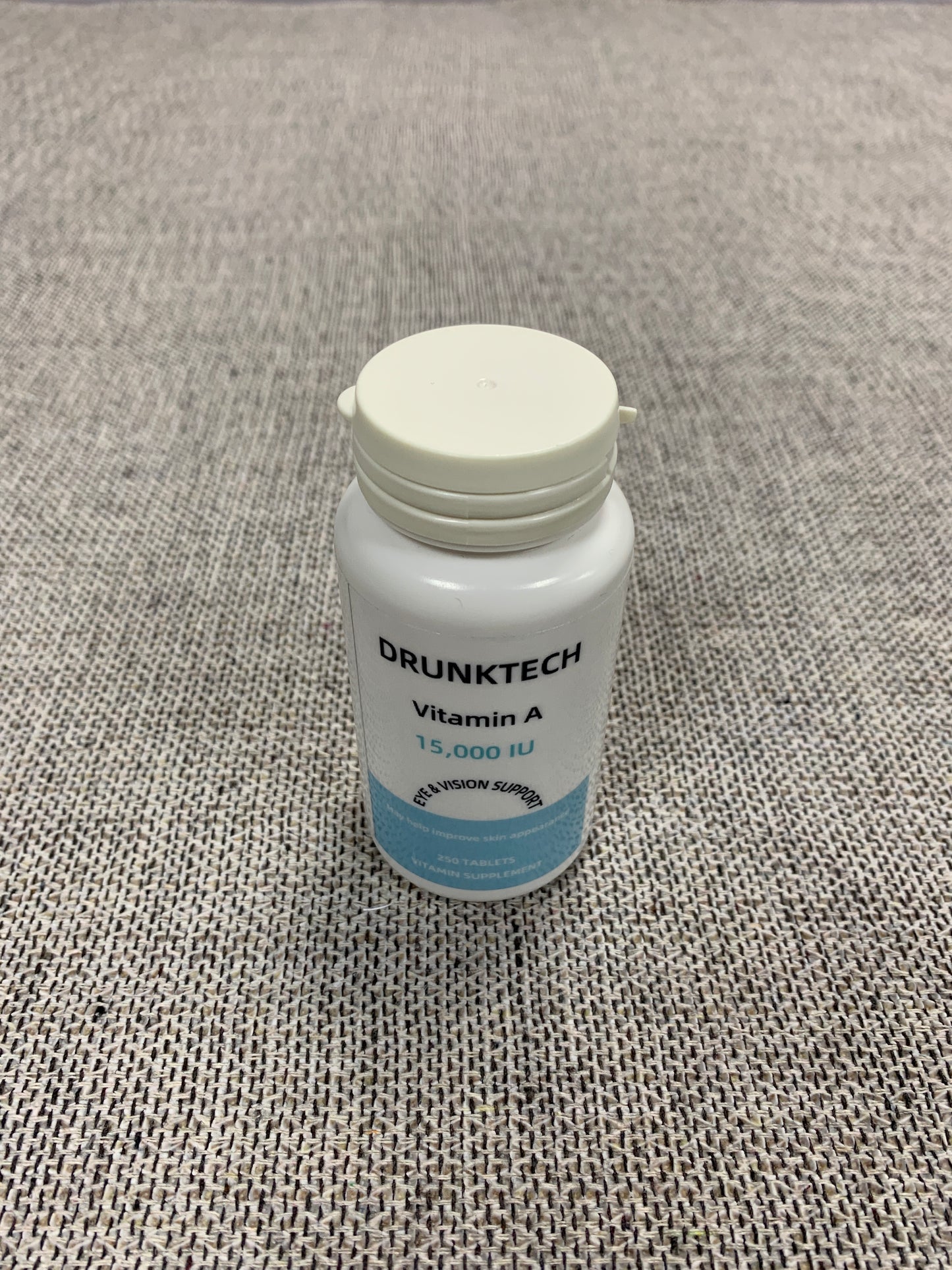 DRUNKTECH Vitamins and vitamin preparations Support healthy growth and development, immune health, energy and concentration, healthy vision, as well as healthy skin and hair.