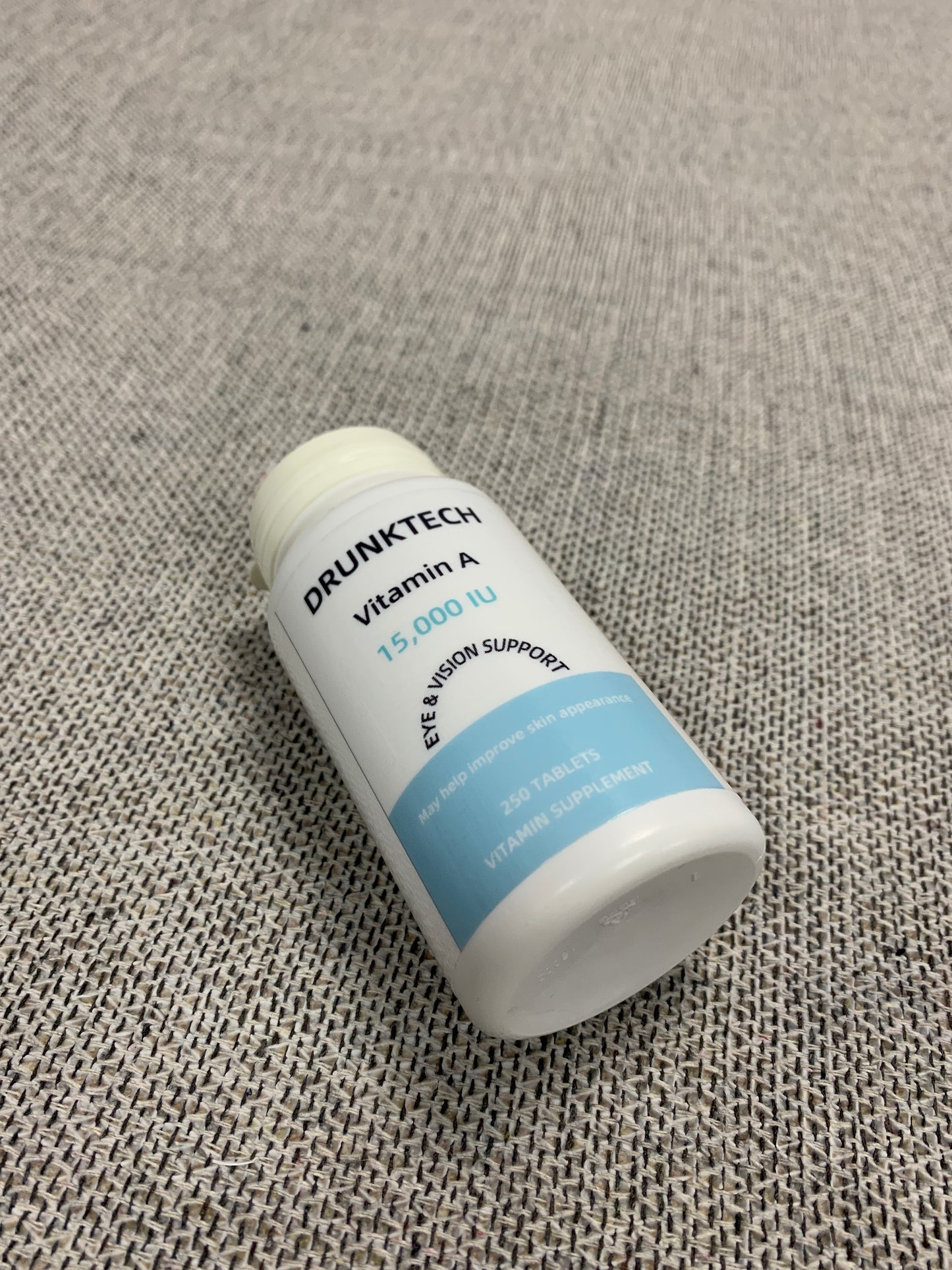 DRUNKTECH Vitamins and vitamin preparations Support healthy growth and development, immune health, energy and concentration, healthy vision, as well as healthy skin and hair.