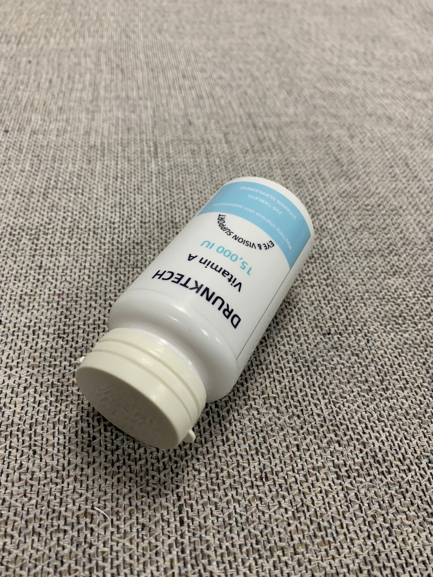 DRUNKTECH Vitamins and vitamin preparations Support healthy growth and development, immune health, energy and concentration, healthy vision, as well as healthy skin and hair.