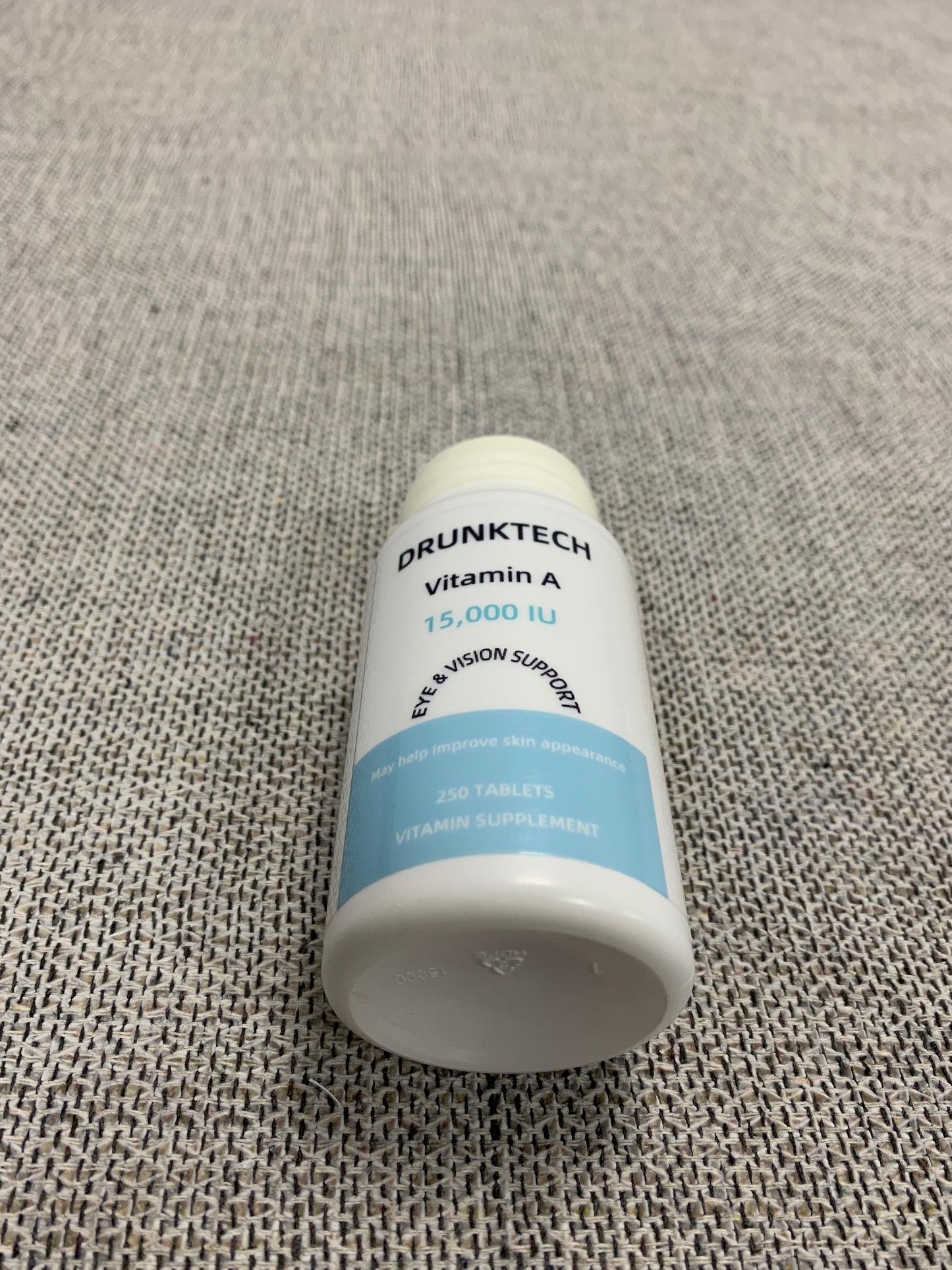 DRUNKTECH Vitamins and vitamin preparations Support healthy growth and development, immune health, energy and concentration, healthy vision, as well as healthy skin and hair.
